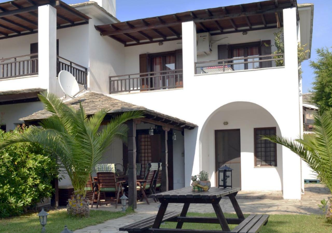 Harmony Seaside Apartments Koropi Esterno foto