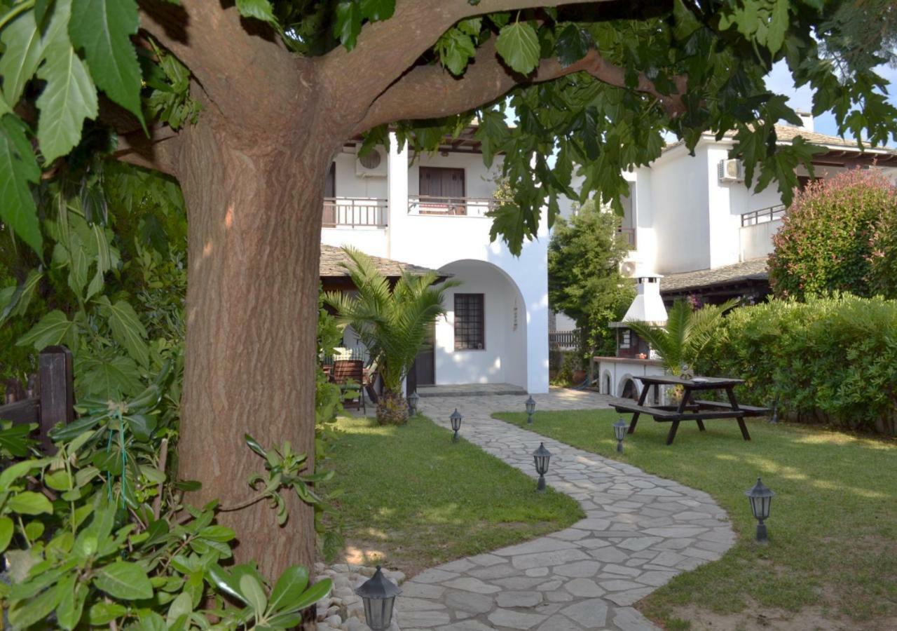 Harmony Seaside Apartments Koropi Esterno foto