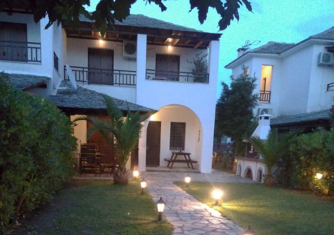 Harmony Seaside Apartments Koropi Esterno foto