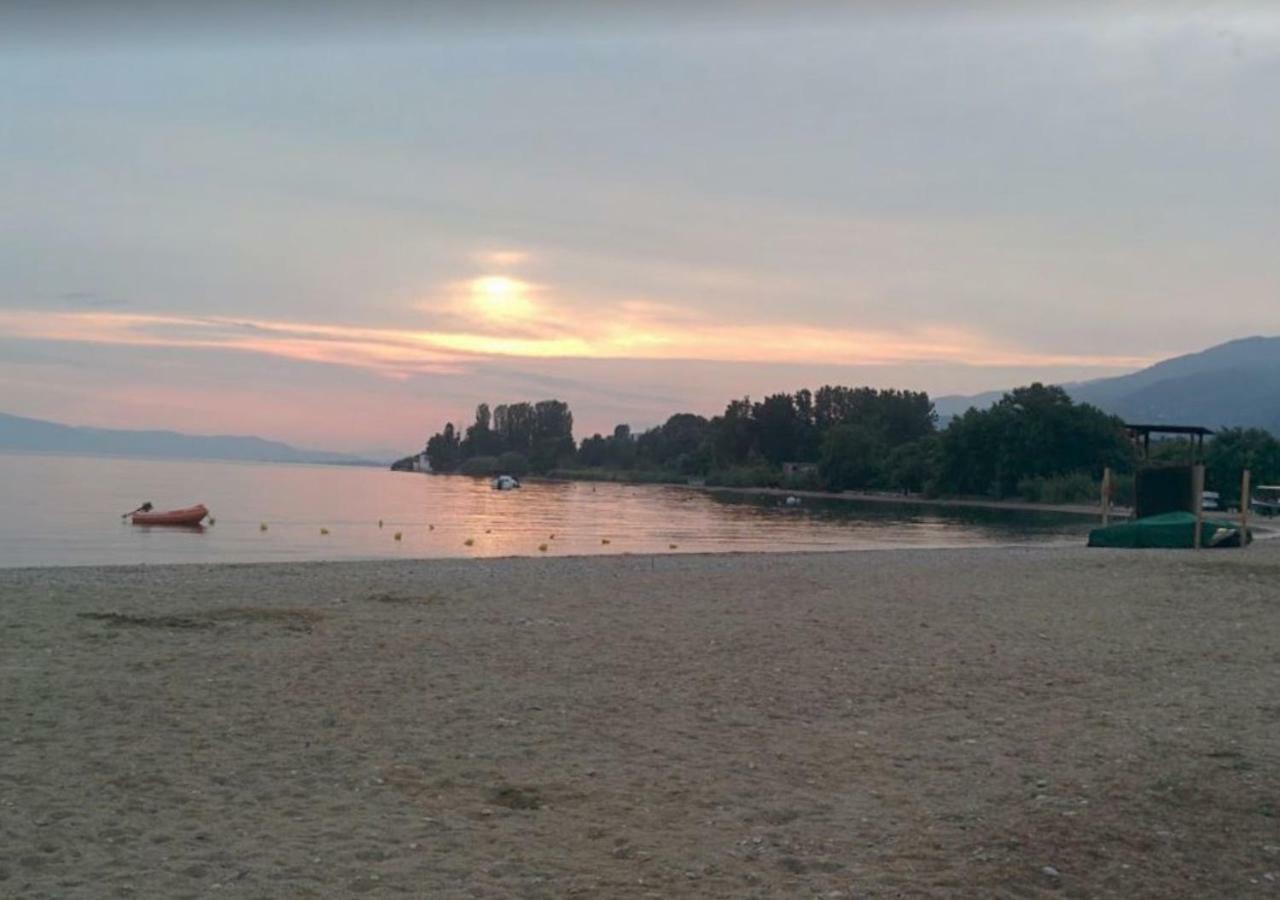 Harmony Seaside Apartments Koropi Esterno foto
